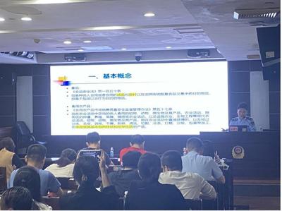 民生保障双管齐下 广州荔湾农产品抽检合格率98.7%，日用百货销售平稳有序